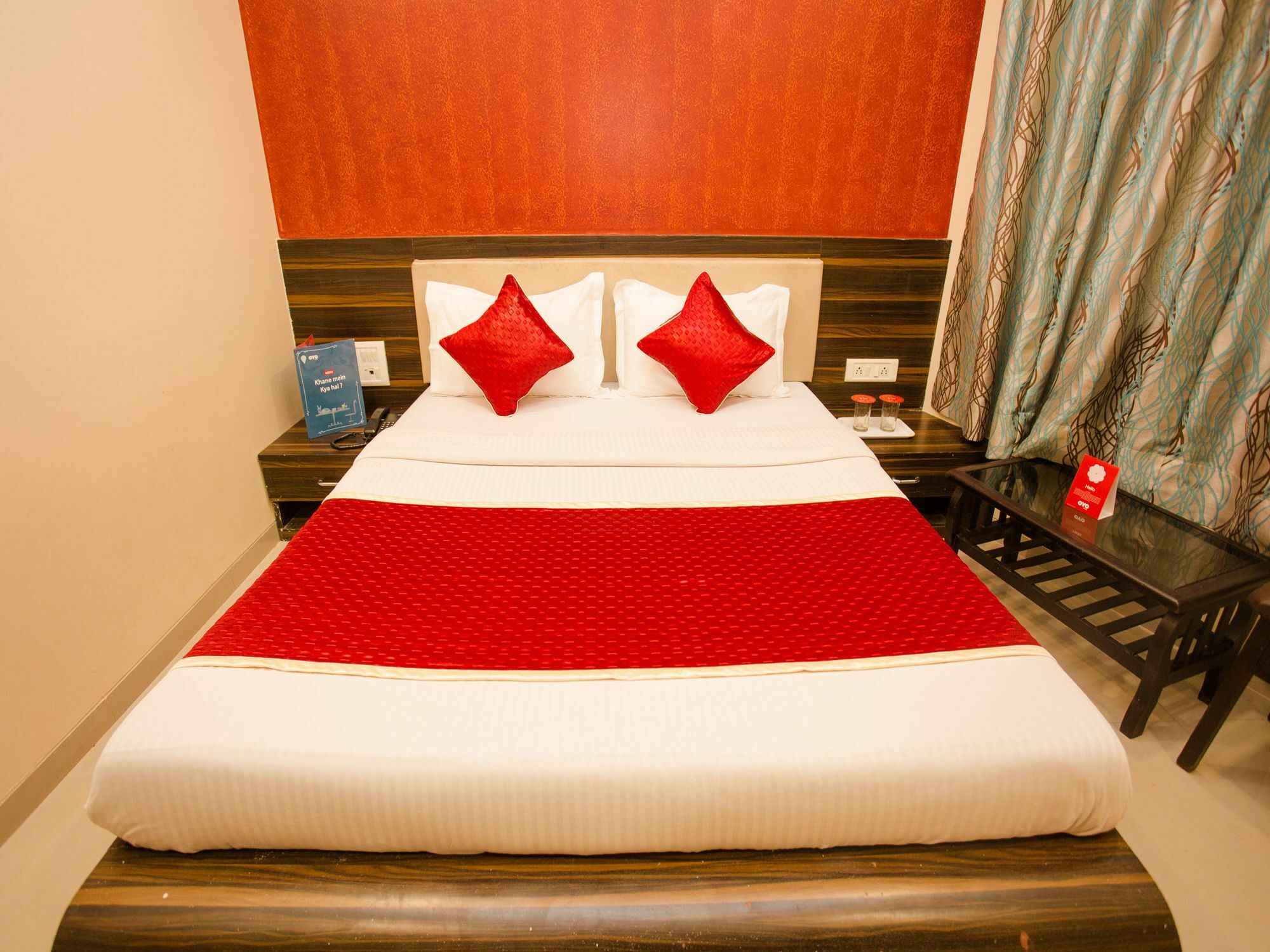 Hotel Adore Palace Мумбаи Экстерьер фото